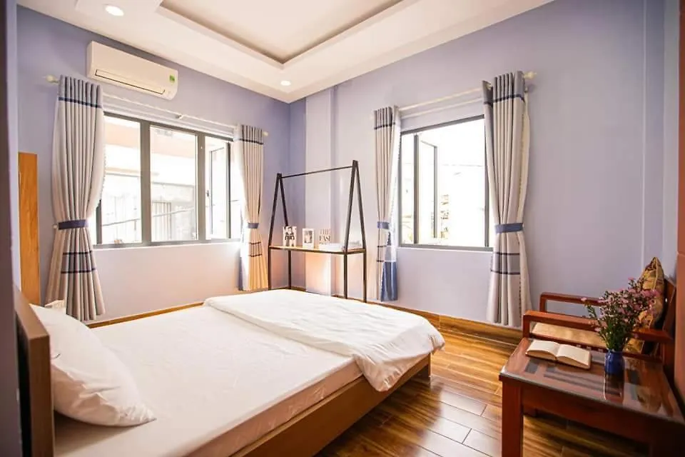 Leila House - Danang Central - 3Brs - Free Airport Shuttle 0*, 다낭